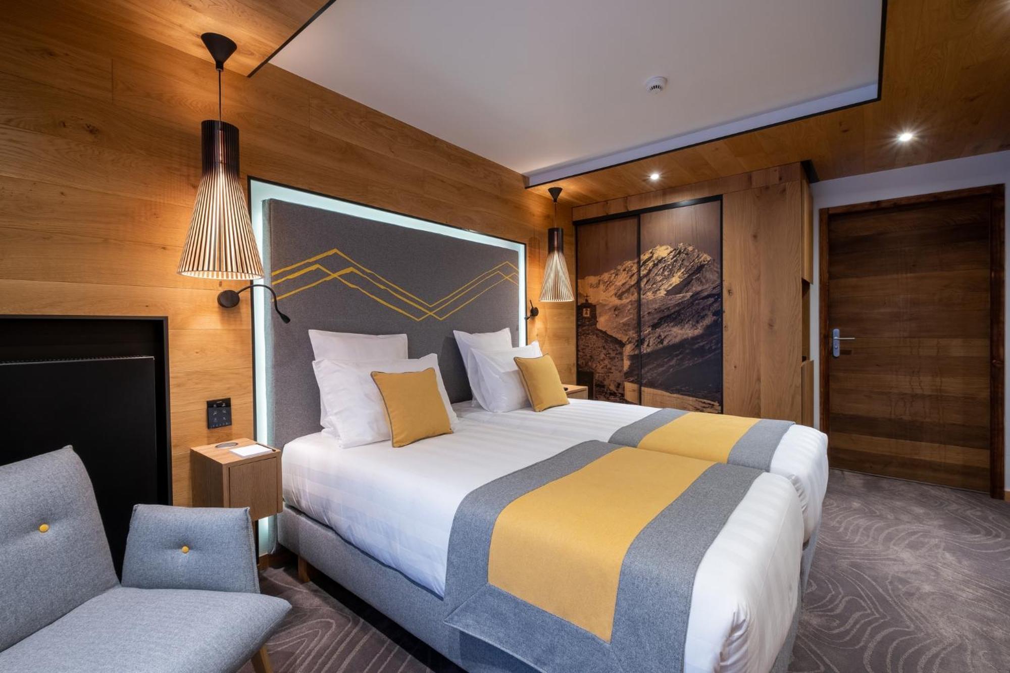 Hotel Alparena & Spa - 4 Etoiles 라로지에르 외부 사진
